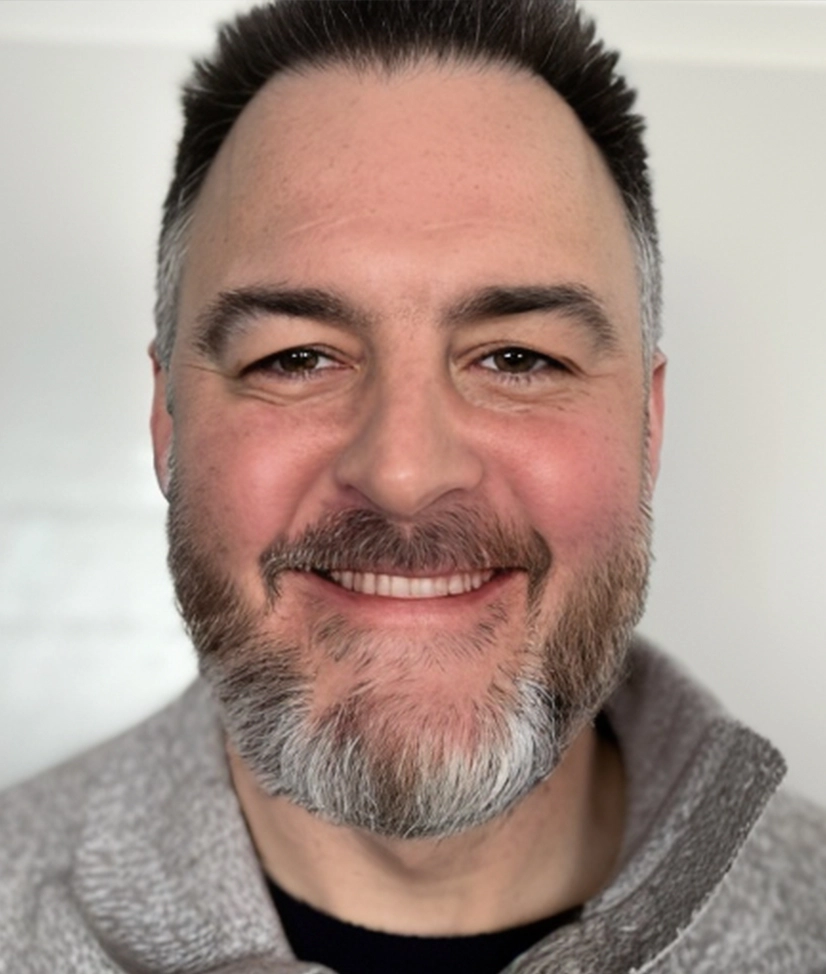 christian hunt bio 826x975